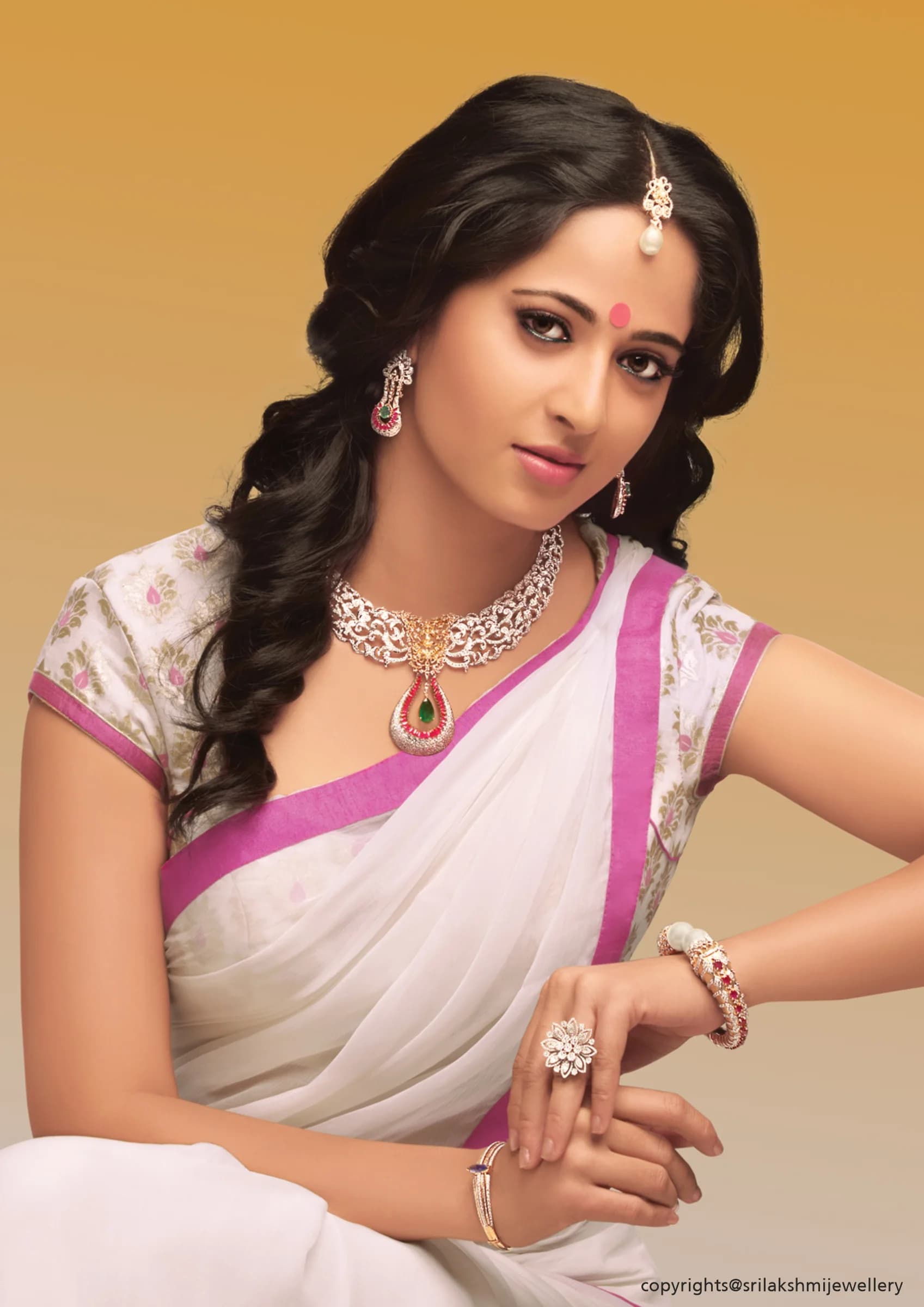 Diamond necklace close-up portrait campaign photography